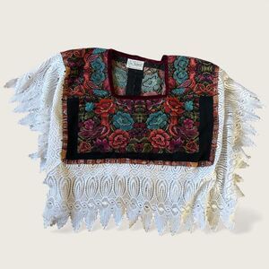 Soy Yucateca Huipil Top Lace Floral Tapestry Mexico Folk Blouse Poncho